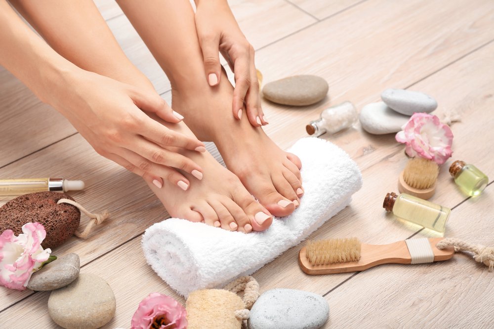 manicure and pedicure at home